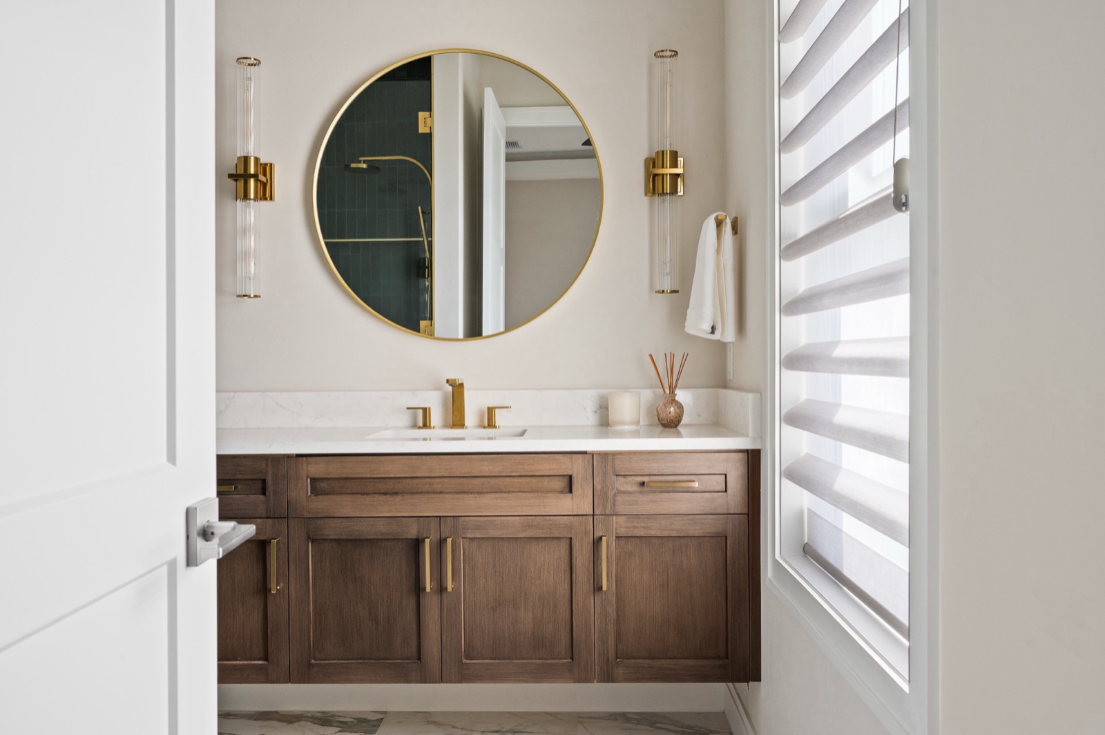Hunter Douglas Pirouette sheer shades